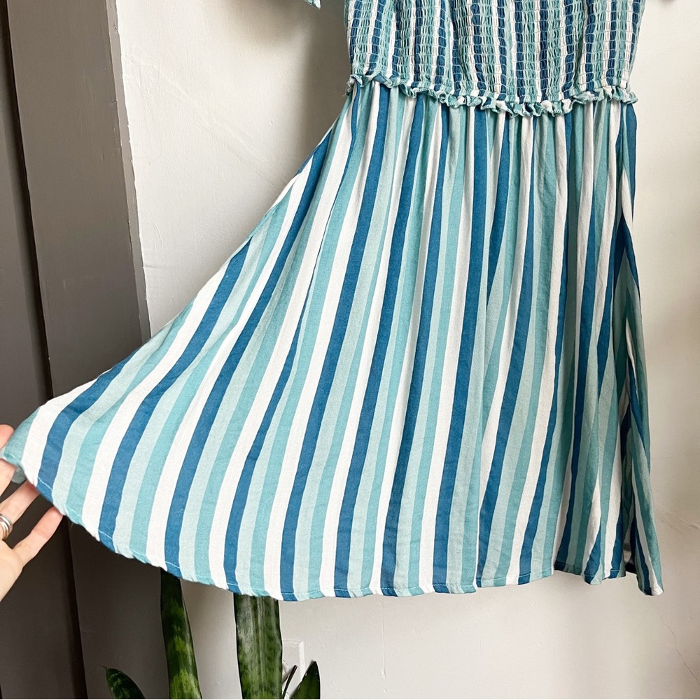 🎉SALE🎉  Lovers + Friends Off Shoulder Mini Dress - Picture 8 of 9